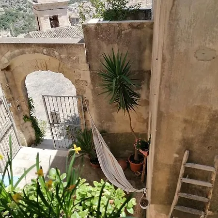 A Naca Villa Ragusa Exterior photo